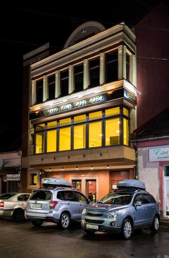 Hotel " Boutique " Ungvár Kültér fotó