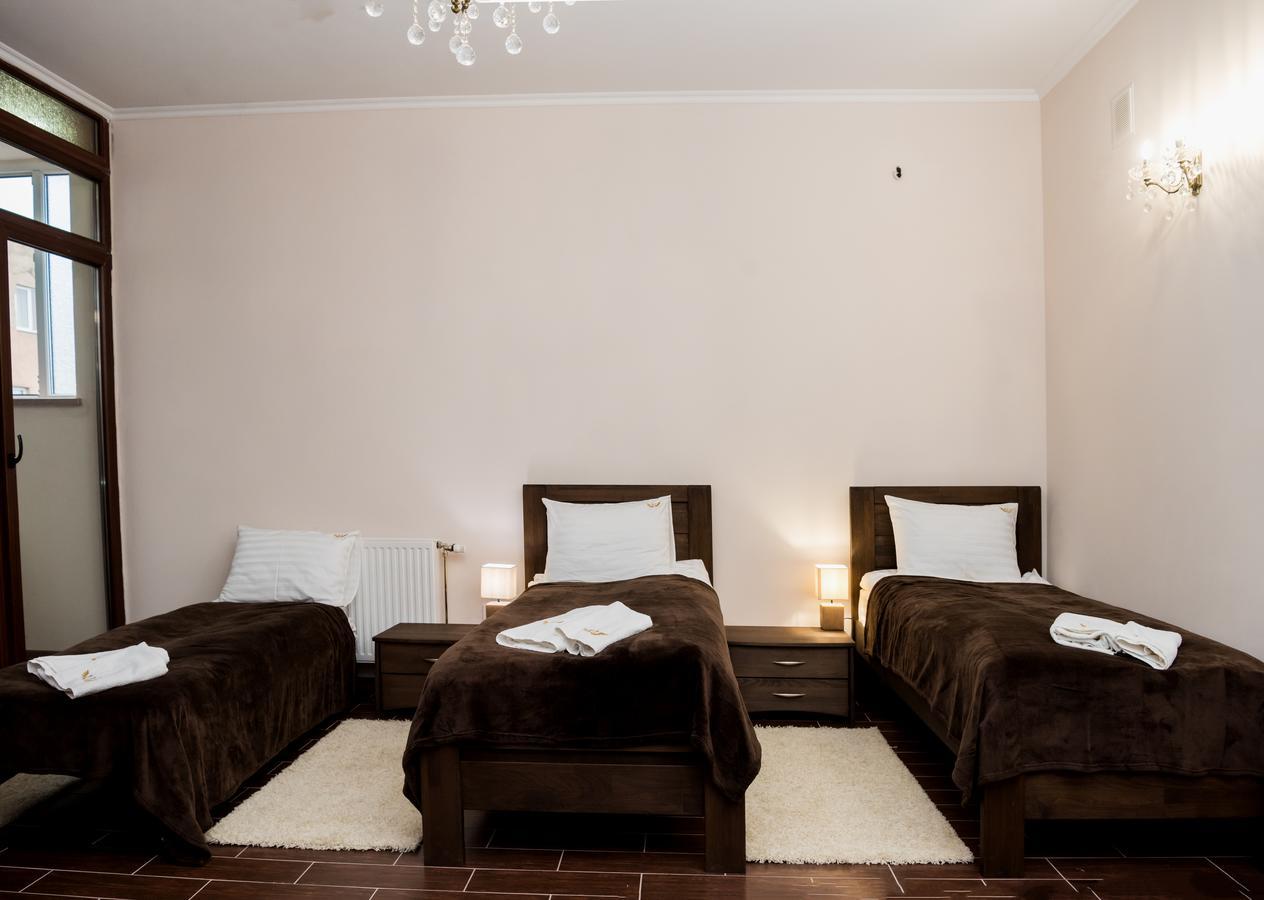 Hotel " Boutique " Ungvár Kültér fotó