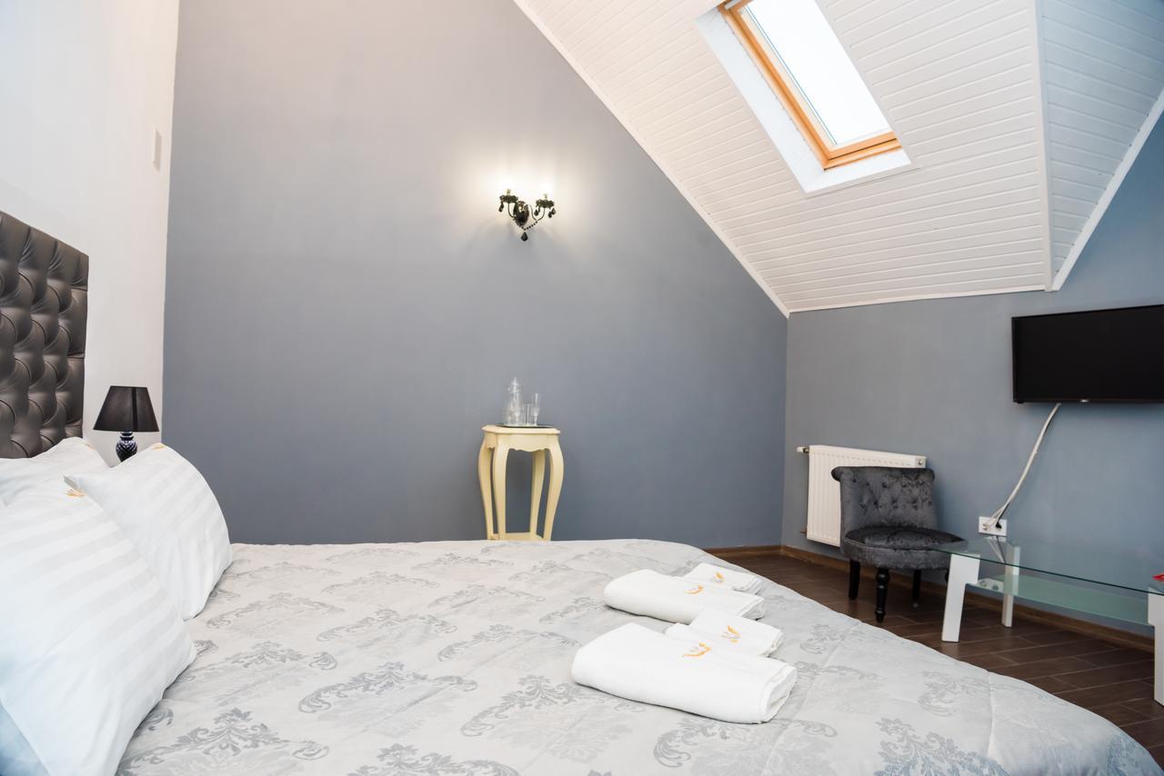 Hotel " Boutique " Ungvár Kültér fotó