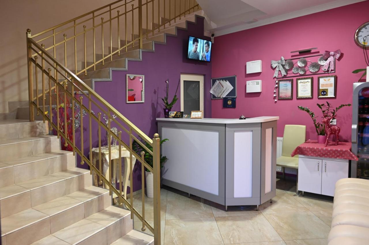 Hotel " Boutique " Ungvár Kültér fotó